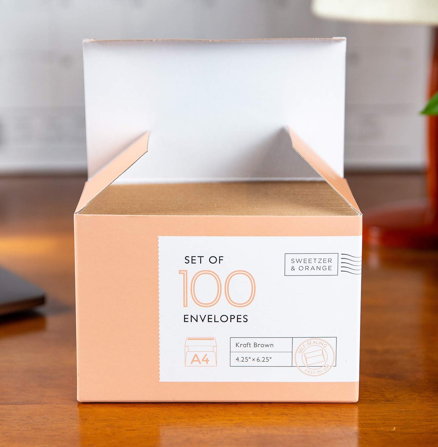 Sweetzer & Orange A4 Brown Self Seal Envelopes, 100 Pack, 4x6 Inches (4.25 x 6.25 in.), Kraft 150gsm, Blank Envelopes for Invitations, Wedding, and Mailing