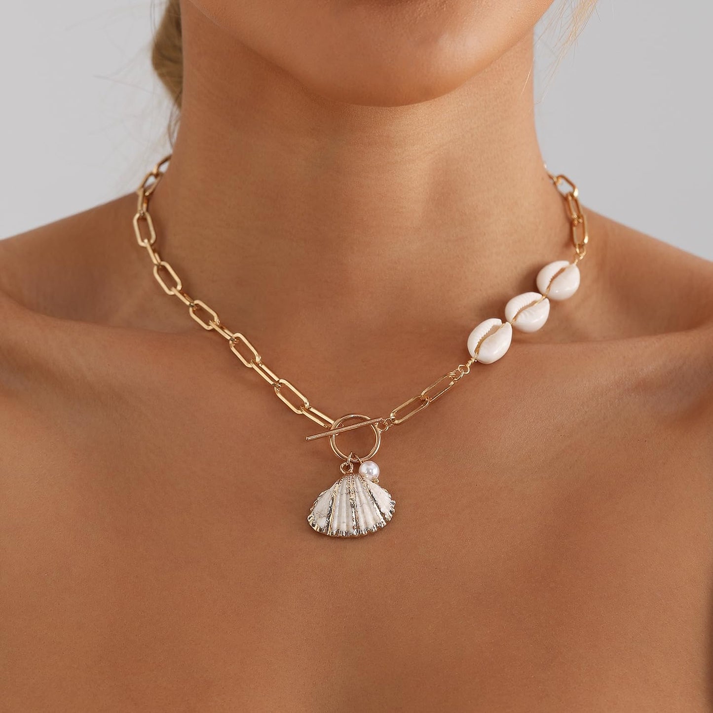 Lookray Starfish Necklace for Women Dainty Seashell Mermaid Charm Necklace Gold Layered Shell Beaded Necklace Boho Summer Beach Jewelry Mermaid Costumes Accessories StyleF
