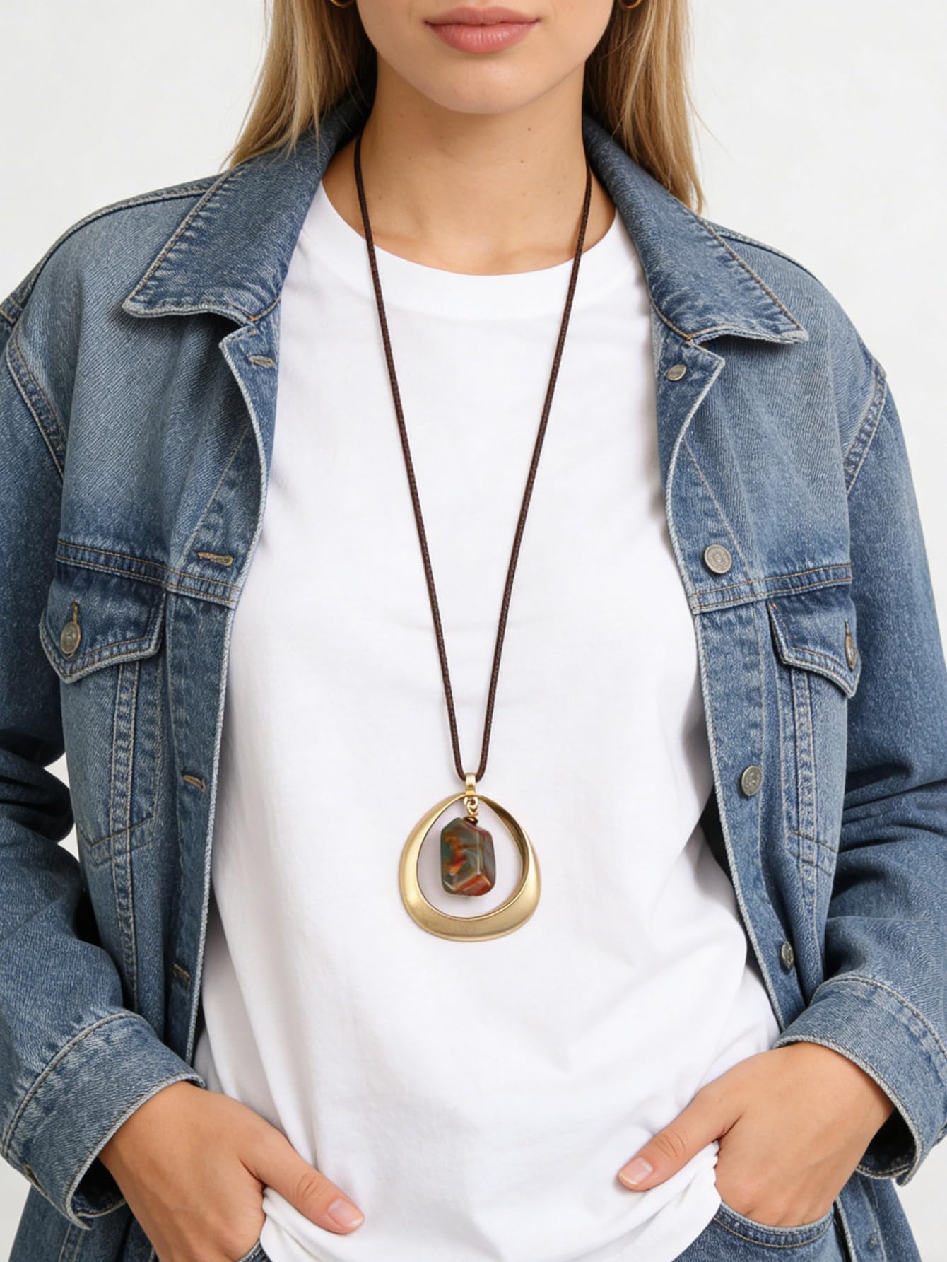 joymiao Boho Necklaces for Women Trendy Bohemian Necklaces Chunky Statement Vintage Necklace Hand Made Jewelry Gold Pendant with Resin Stone