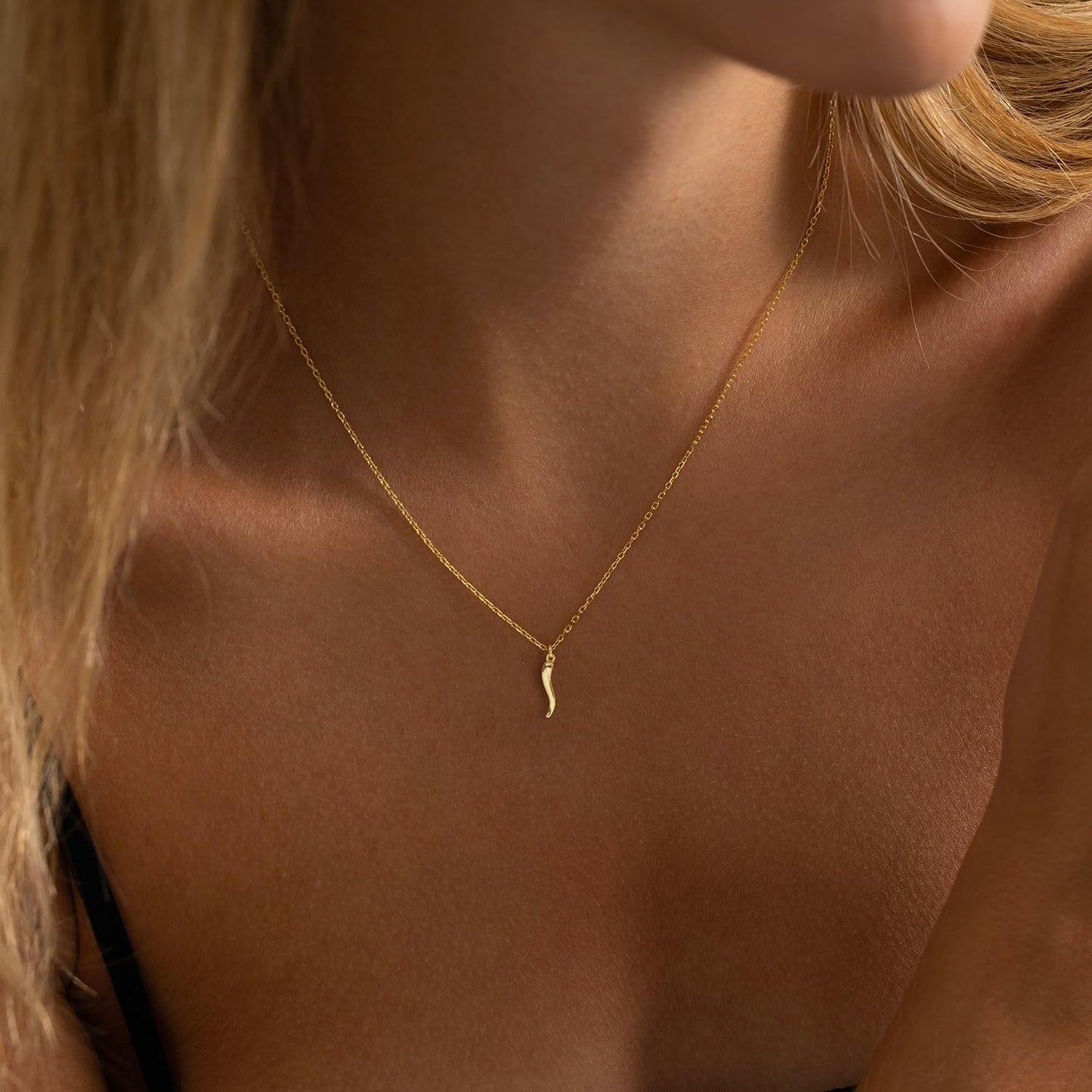 BSGRL Gold Necklace for Women-14K Gold Plated Chilli Italian Horn Dainty Gold Necklace 16.5”+2” ext