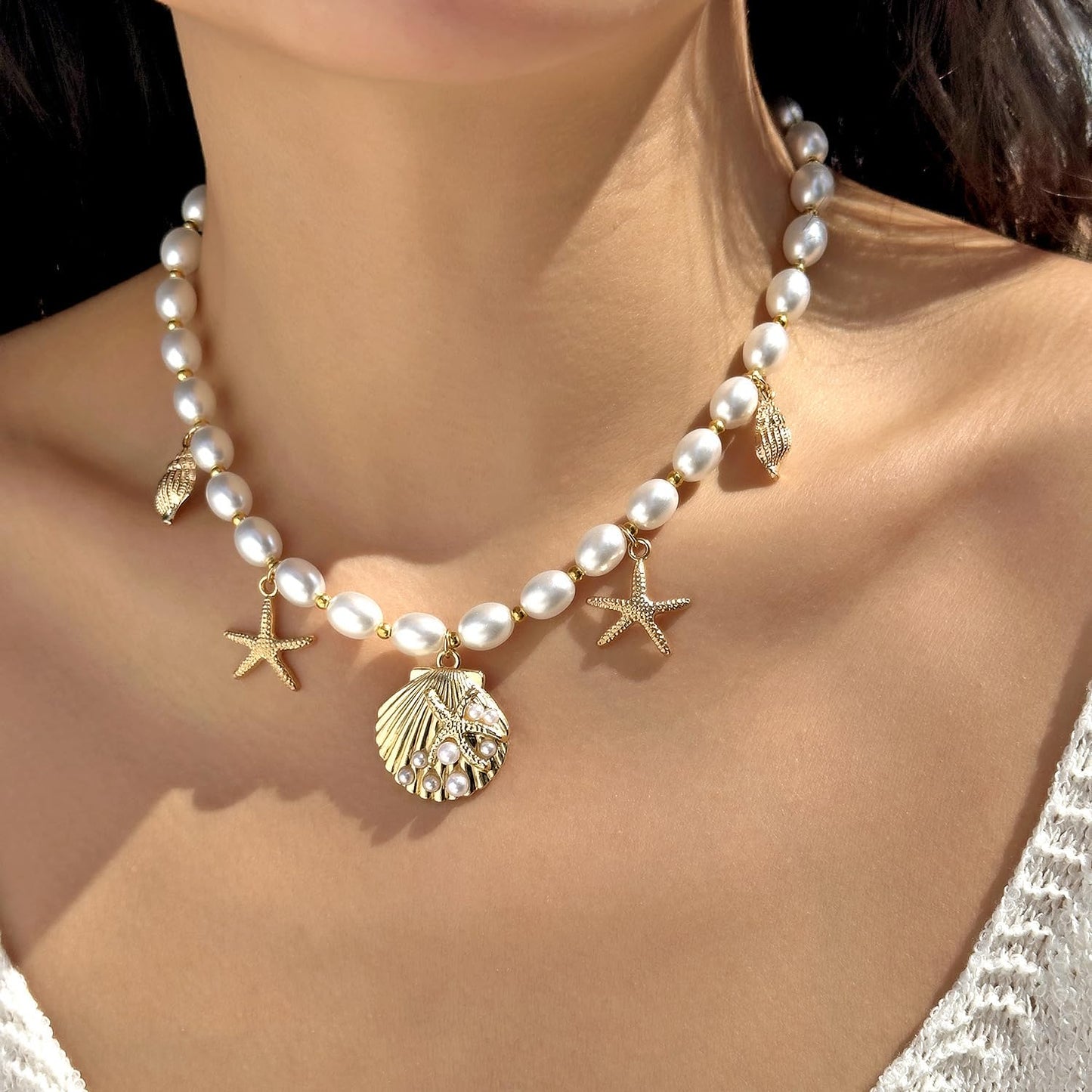 Pearl Gold Starfish Seashell Necklace for Women Boho Mermaid Pearl Beaded Necklace Trendy Gold Starfish Shell Charms Necklaces Summer Beach Vacation Jewelry Accessories (C)