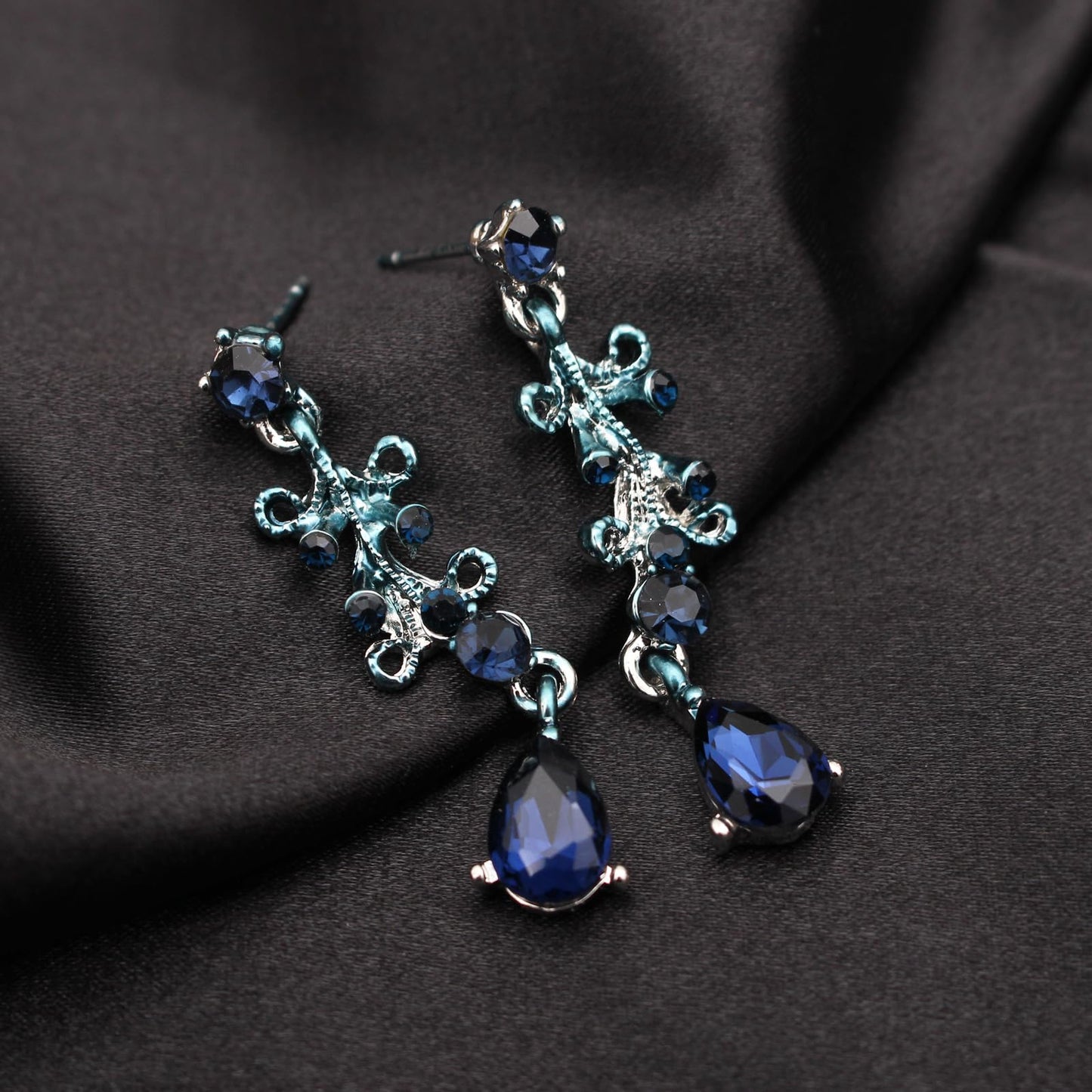 3Pcs Austrian Crystal Jewelry Set for Women, Necklace Dangle Earrings Link Bracelet Jewelry Set with Gold/Platinum/Gun Plated, Wedding Party Jewelry for Bridal Bridesmaid (Blue Black-Platinum Plated)