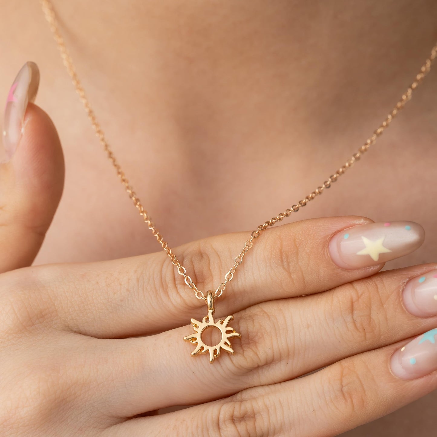 Baydurcan Gold Sun Necklace Friendship Gifts for Women Friends Cheer Up Gifts for Women (Sun)