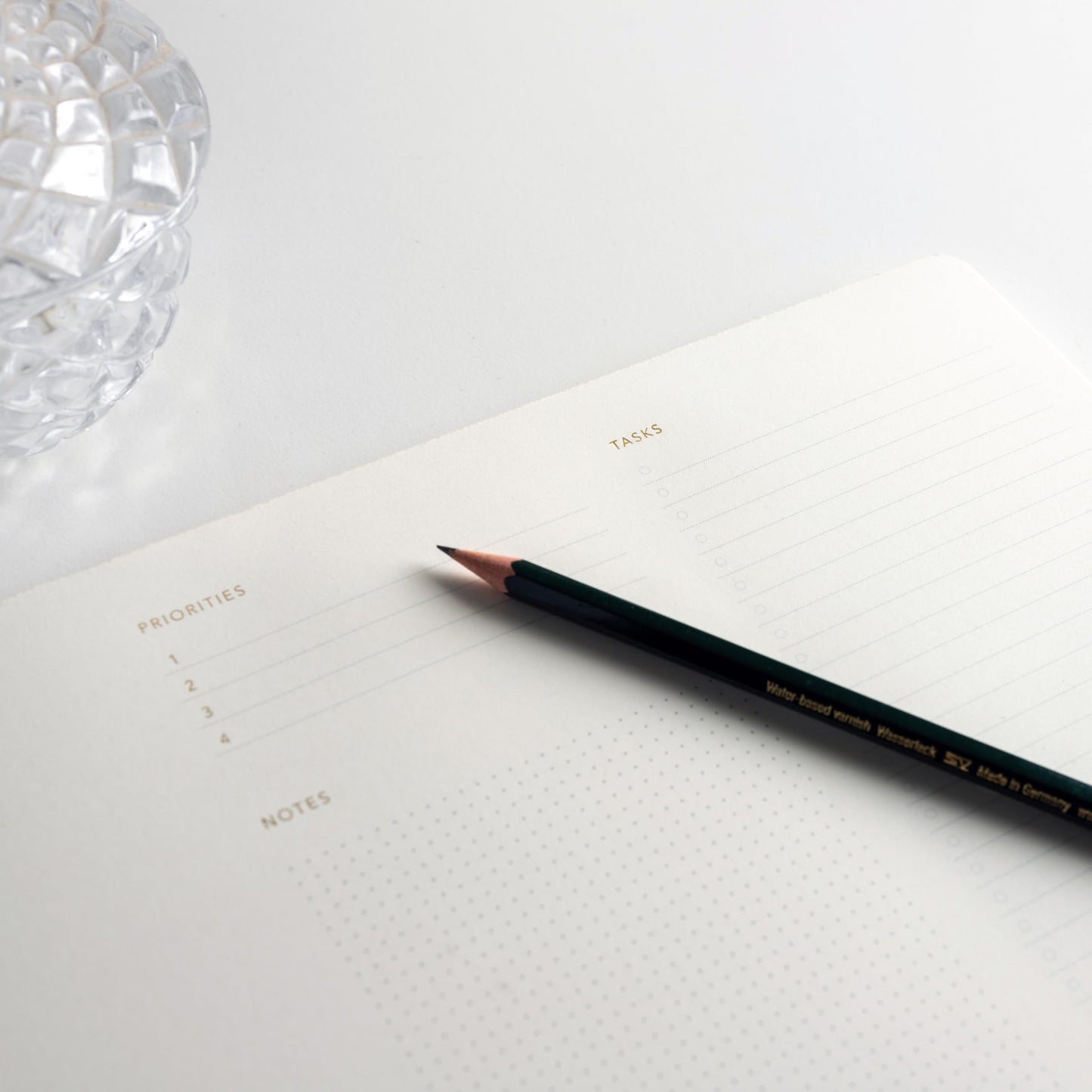 Pinesman - Elegant To Do List Notepad with Mouse Pad Feature, 11.22" x 7.87", 50 Tear-Off Sheets, Gold Foiled, Daily Planning, Eco-friendly To Do List Planner, FSC™ Certified To Do List Notebook for Work
