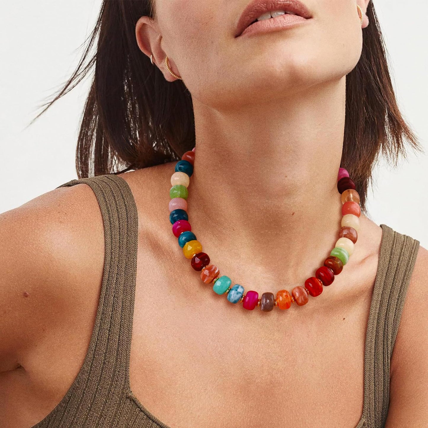 HolidayQbee Colorful Beaded Necklace for Women Boho Bead Chunky Necklace Bead Necklace Fashion Trendy Summer Beaded Necklaces Jewelry Gifts