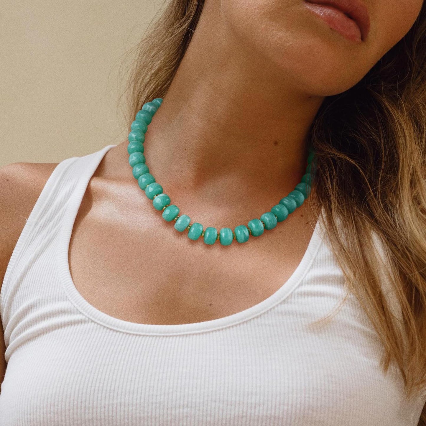 HolidayQbee Beaded necklace for Women Boho Bead Chunky Necklace Big Mint Green Bead Necklace Fashion Trendy Summer Colorful Resin Beaded Necklaces Jewelry Gifts