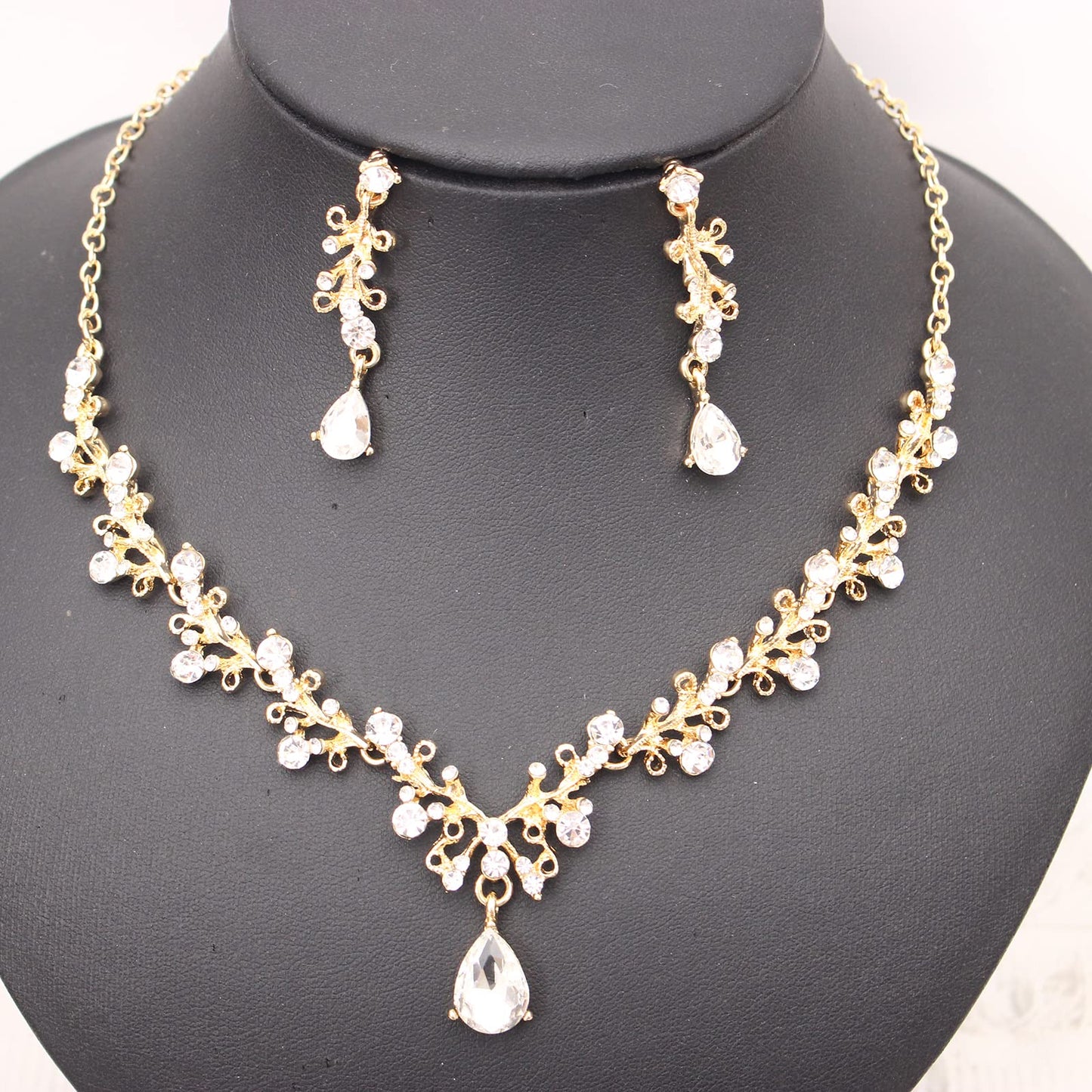 Enrwin 3Pcs Austrian Crystal Jewelry Set for Women, Necklace Dangle Earrings Link Bracelet with Gold/Platinum/Gun Plated, Wedding Party Bridal Bridesmaid (White-Gold Plated)