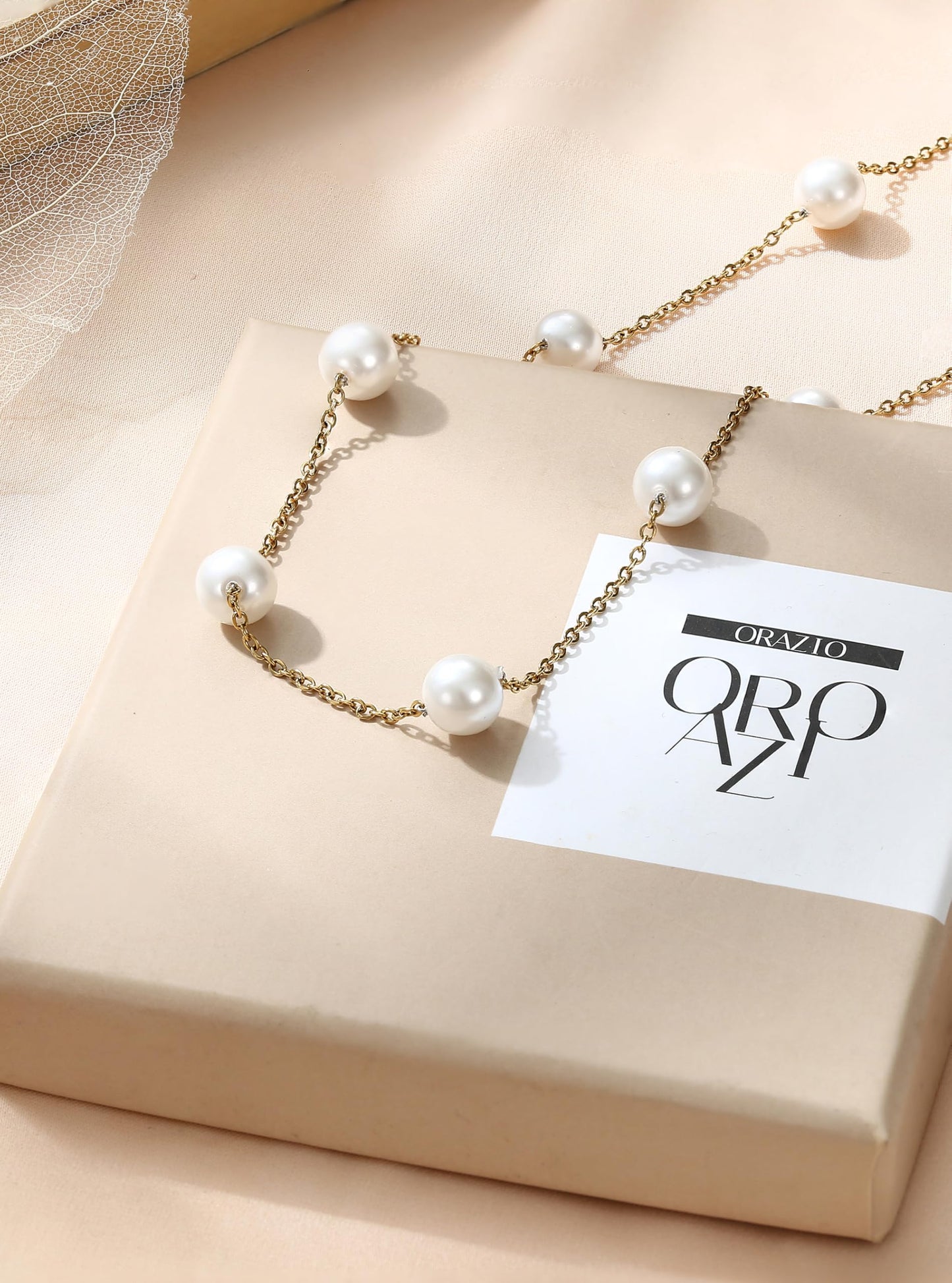 ORAZIO Dainty Gold Pearl Necklaces for Women, 14K Gold Plated Faux Pearl Choker Necklaces Trendy Small Pearl Necklace Strand Wedding Prom Bridal Pearls Jewelry Gifts 20 in 8mm