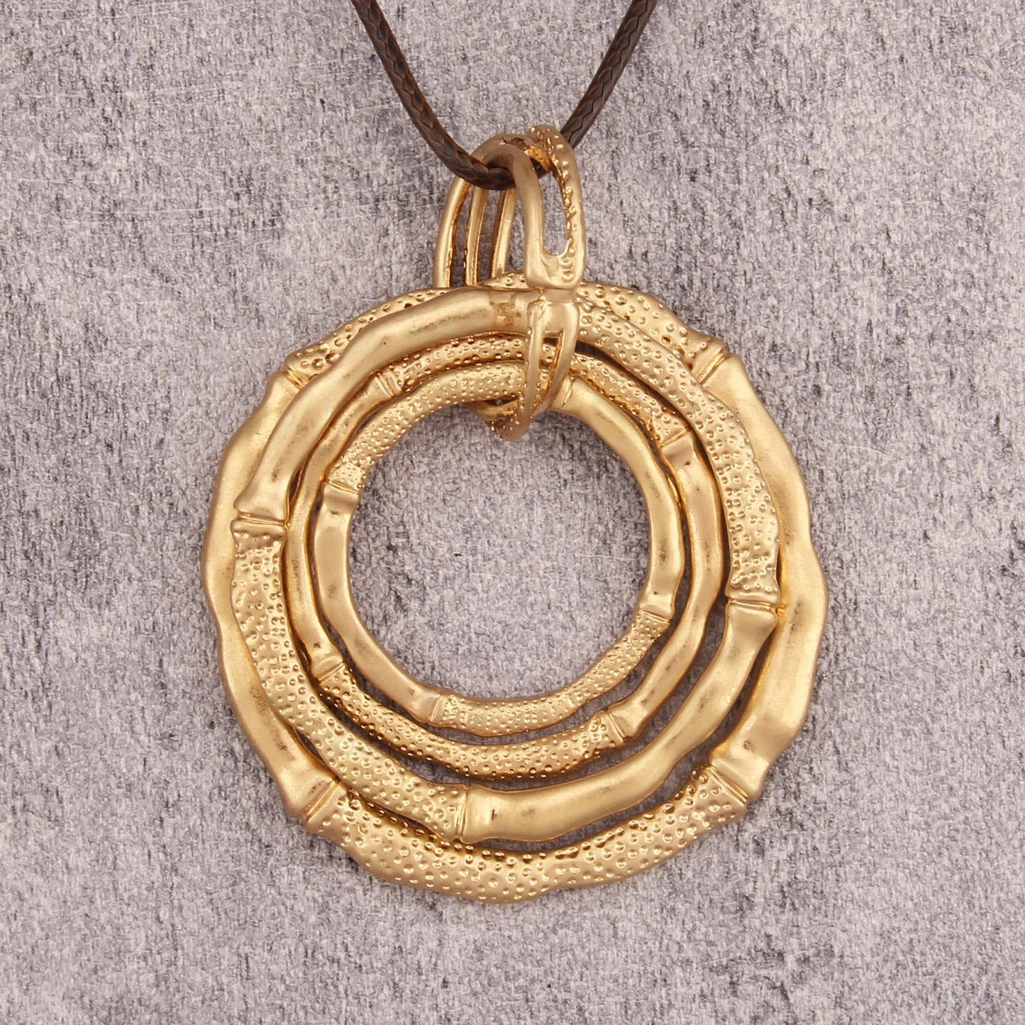 joymiao Long Boho Necklace for Women Chunky Statement Necklace with Large Bamboo Circle Pendant Vintage Hippie Jewelry