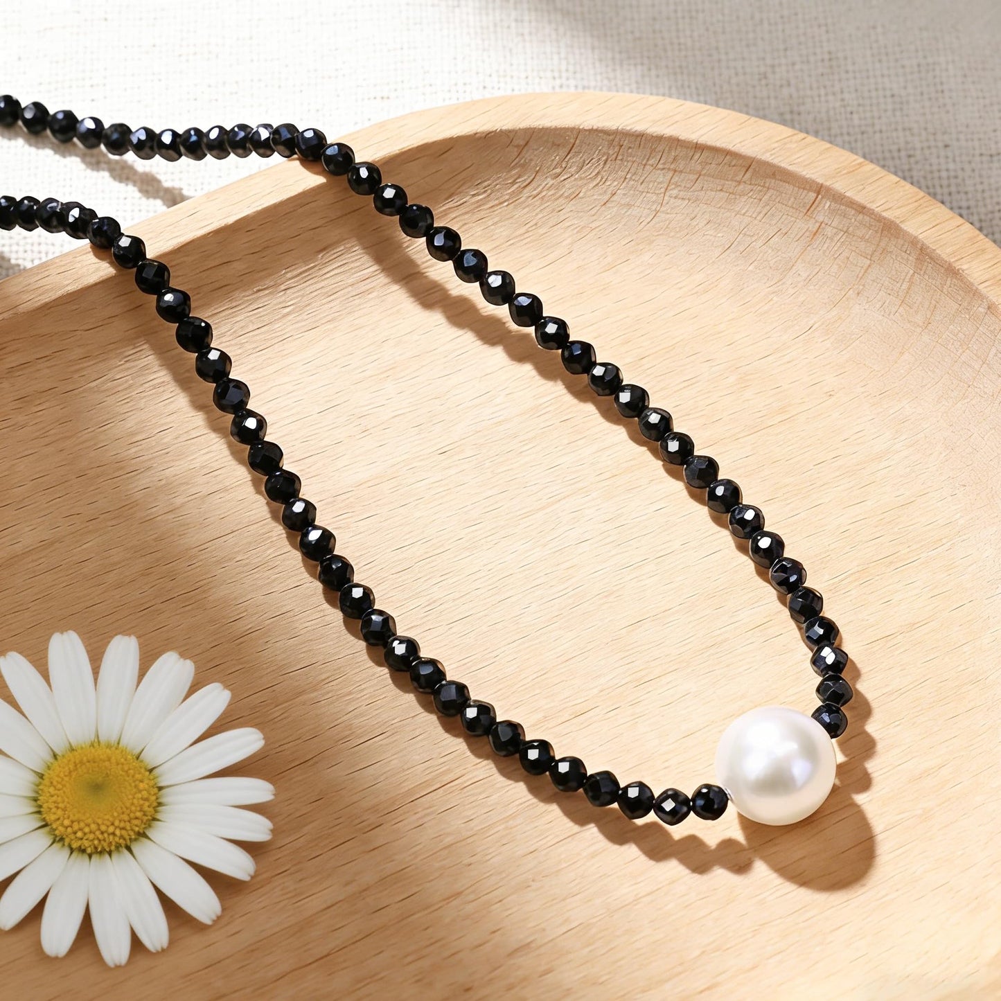 GEMTAL Dainty Single Pearl Pendant Necklaces for Women Trendy, Womens Black Stone Beaded Choker Necklace, Delicate Round Freshwater Pearl Necklace Jewelry Gift for Women Girls(Black/White)