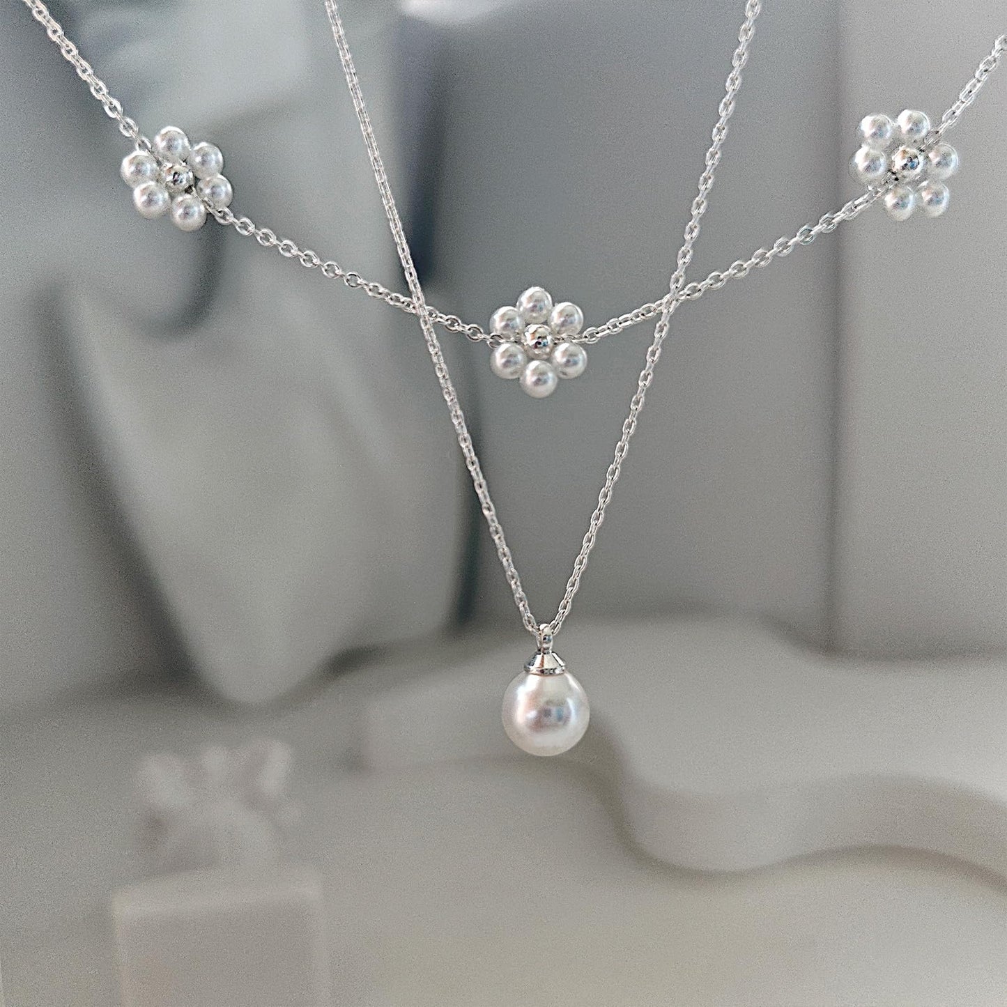 OGD Layered Silver Pearl Necklaces 925 Silver Plated Dainty Layered Single Simple Pearl Choker Chain Cute Daisy Pearls Choker Necklace Set Flower Necklaces for Women Trendy Jewelry Gifts