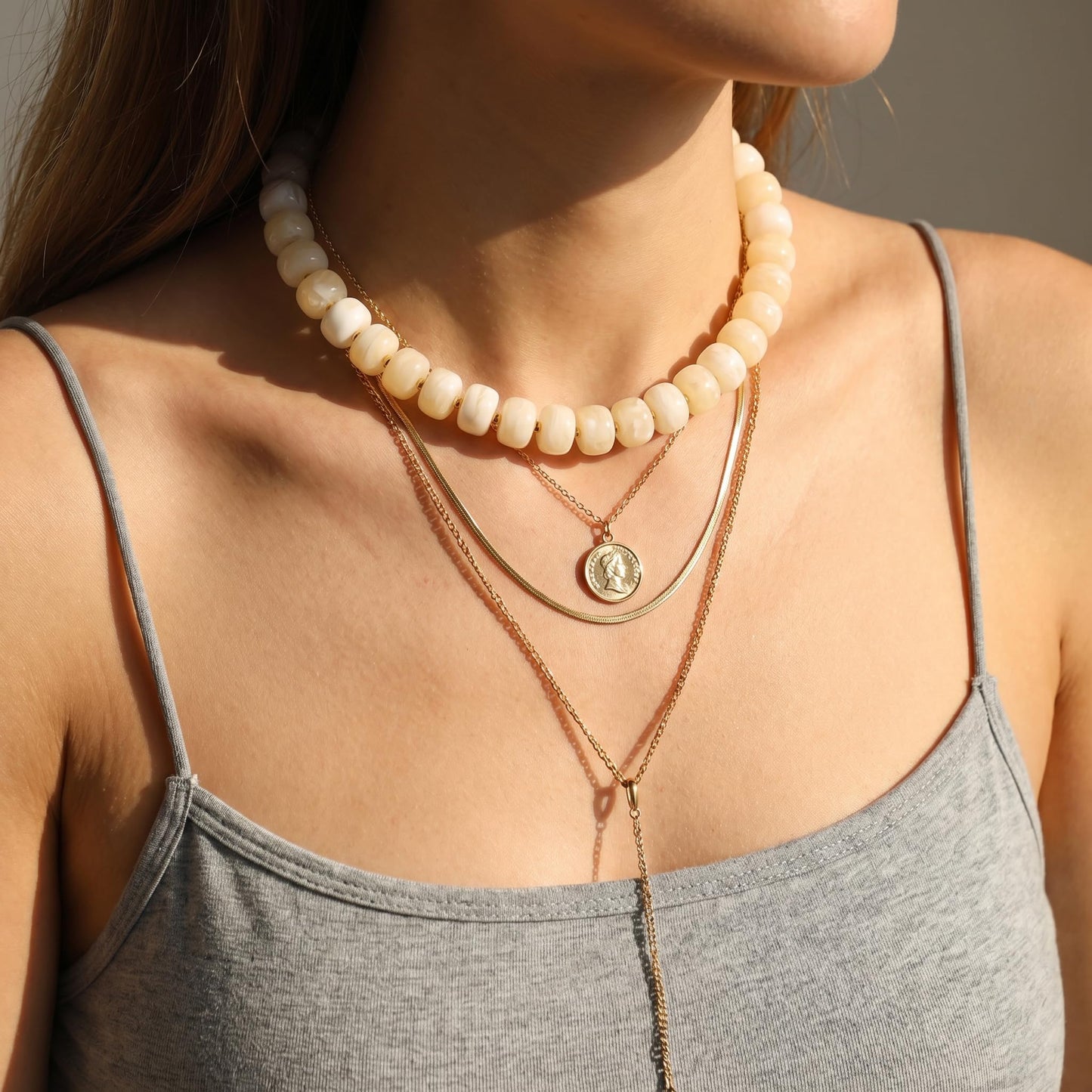 Badu Khaki Chunky Beaded Necklace for Women,Acrylic Bead Choker Statement Necklace Cute Trendy Necklaces Jewelry Gifts