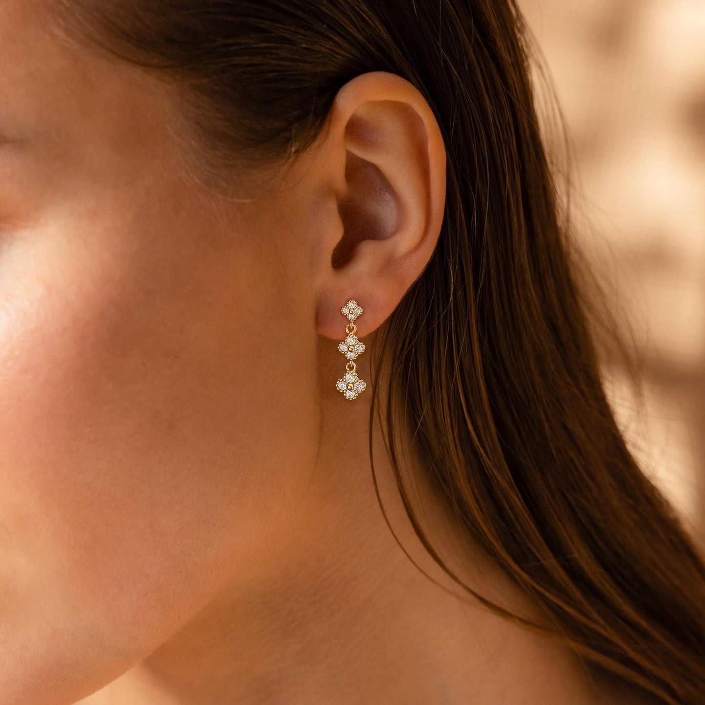 Voduim Dangle Earrings for Women, Formal Wedding Bridal Earrings Dainty 14k Gold Plated Long Clover Drop Earrings for Women Trendy Unique Rhinestone Chandelier Dangling Earrings Prom Earring Jewelry
