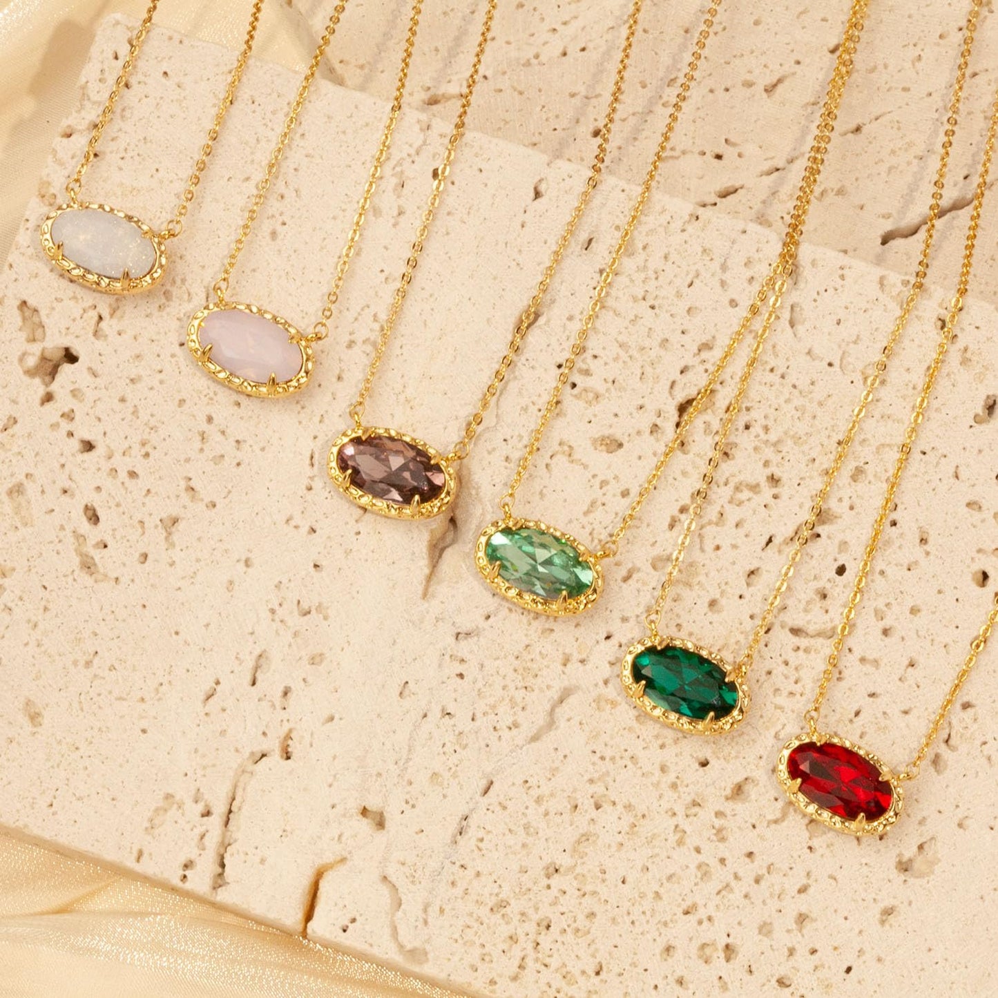 TLY Gold Necklace for Women 14k Gold Plated Dainty Oval Pendant Necklace Red Rose Quartz Druzy Stone Black Emerald Green Blue Choker Necklace Birthday Wedding Bridesmaid Prom Jewelry Gifts for Mom