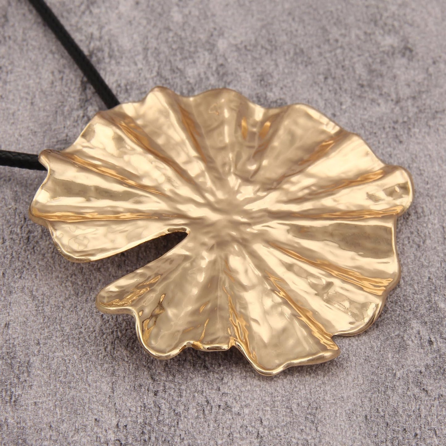 joymiao Large Pendant Necklaces for Women Boho Long Necklace Chunky Boho Necklaces for Women Long Wrap Choker Necklace with Gold Pendant Vintage Jewelry