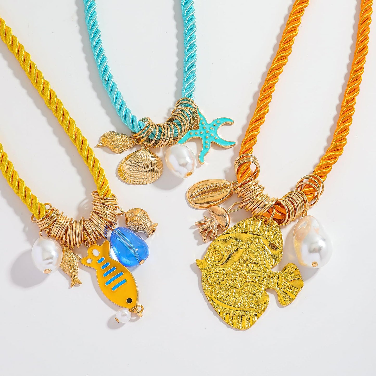 Dvacaman 3Pcs Boho Layered Beach Style Pendant Rope Necklace for Women, Summer Fish Shell Starfish Charms Necklace Jewelry Gift for Beach Party Festival