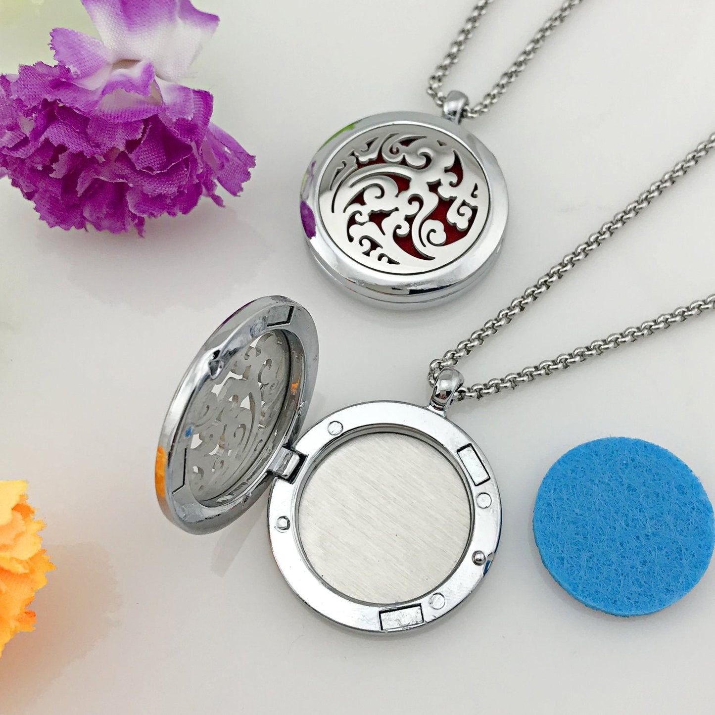 Essential Oil Necklace Diffuser Family Tree of Life Necklace Pendant Aromatherapy Locket 49 Refill Pads (Cloud Diffuser Locket)