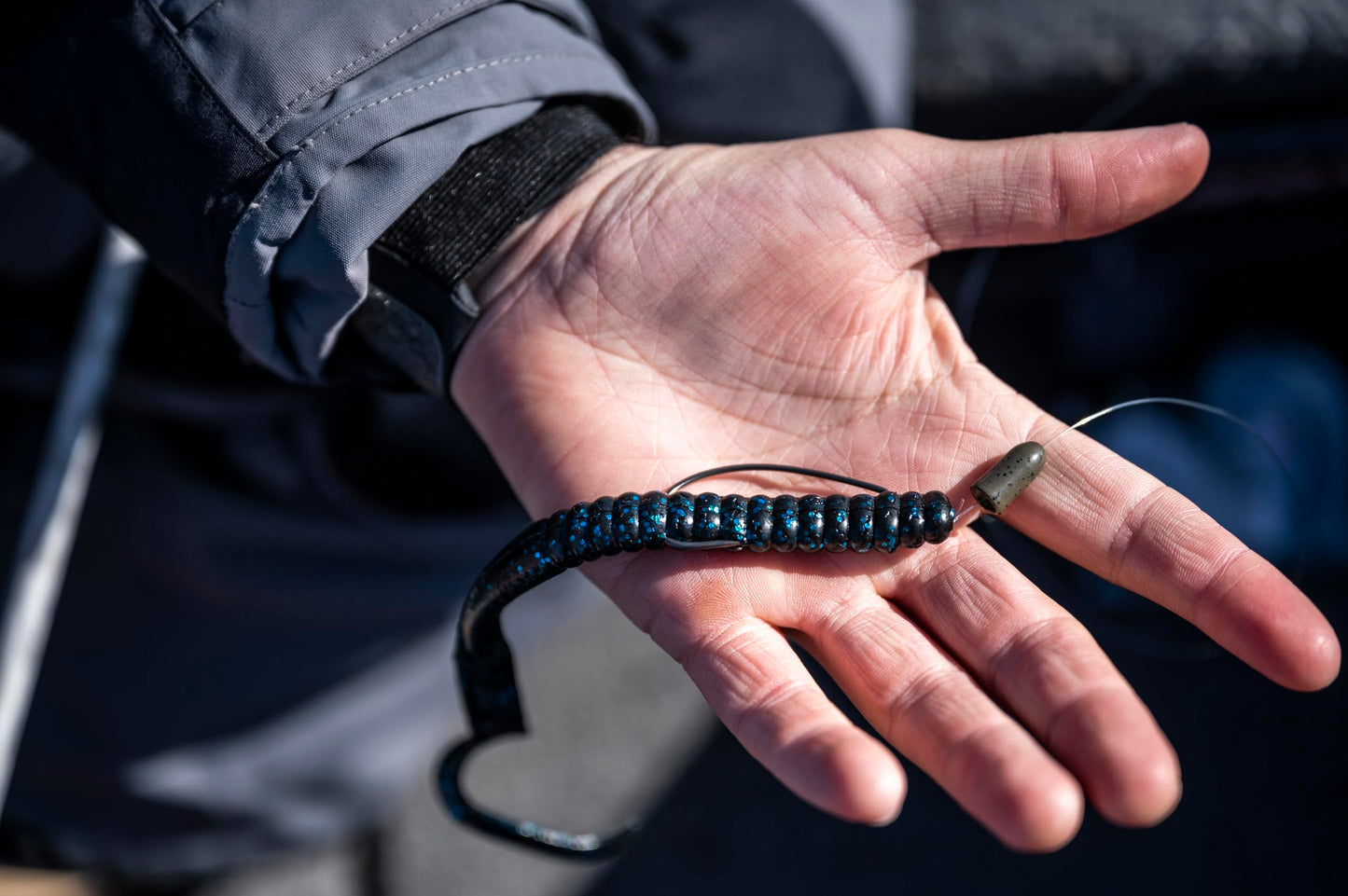 Berkley PowerBait® Power Worm Fishing Bait, Cherryseed, 7in | 18cm, Irresistible Flavor, Classic Curly Tail Worm Profile, Ideal for Spring, Summer and Fall Fishing