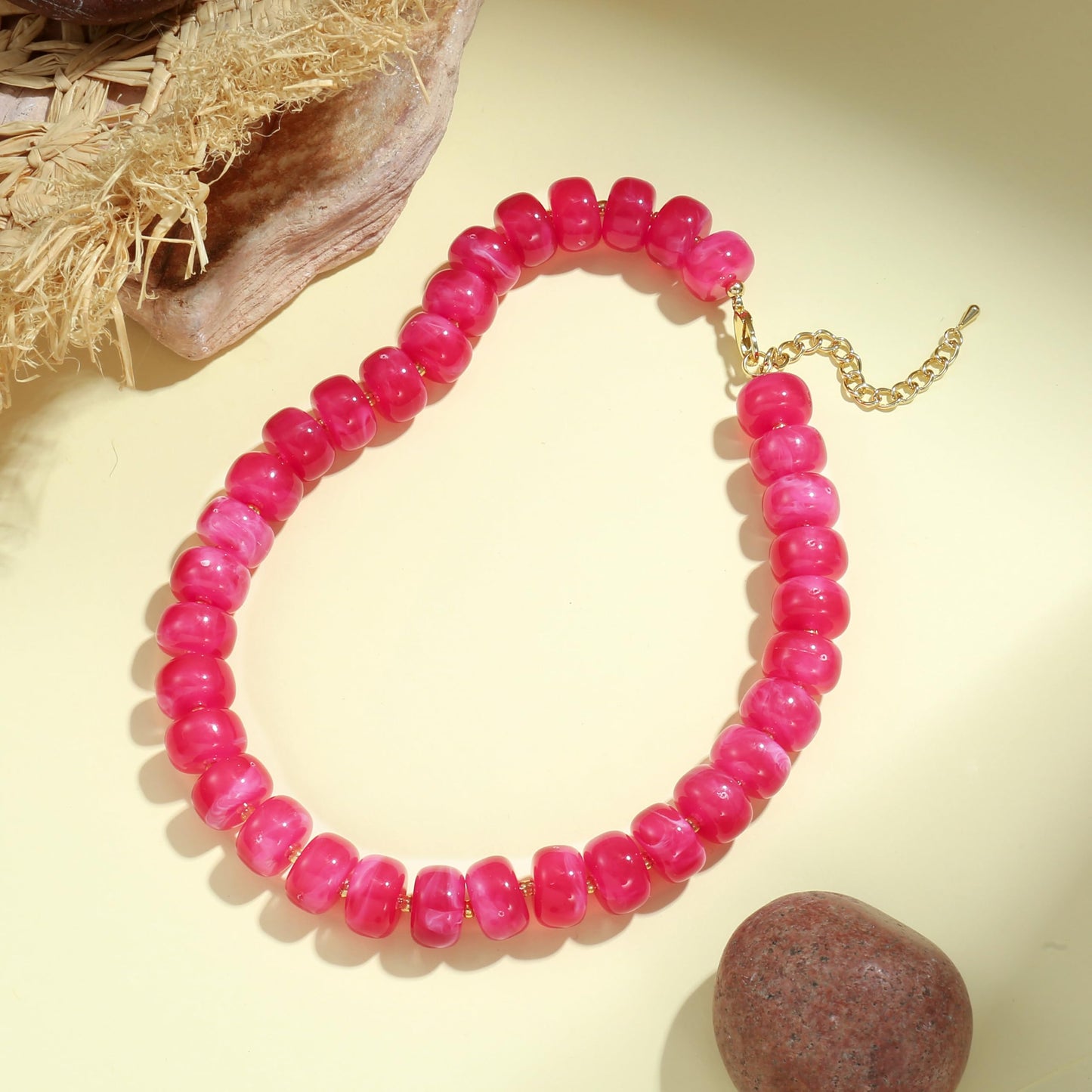 Badu Red Chunky Beaded Necklace for Women,Acrylic Bead Choker Statement Necklace Cute Trendy Necklaces Jewelry Gifts