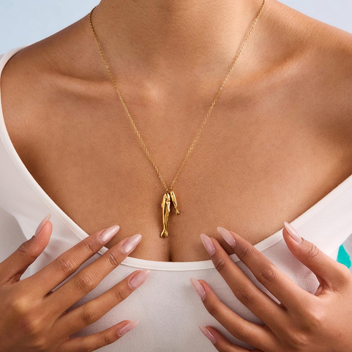 Lnmoieu Gold Fish Necklace for Women Beach Charm Pendant Ocean Jewelry