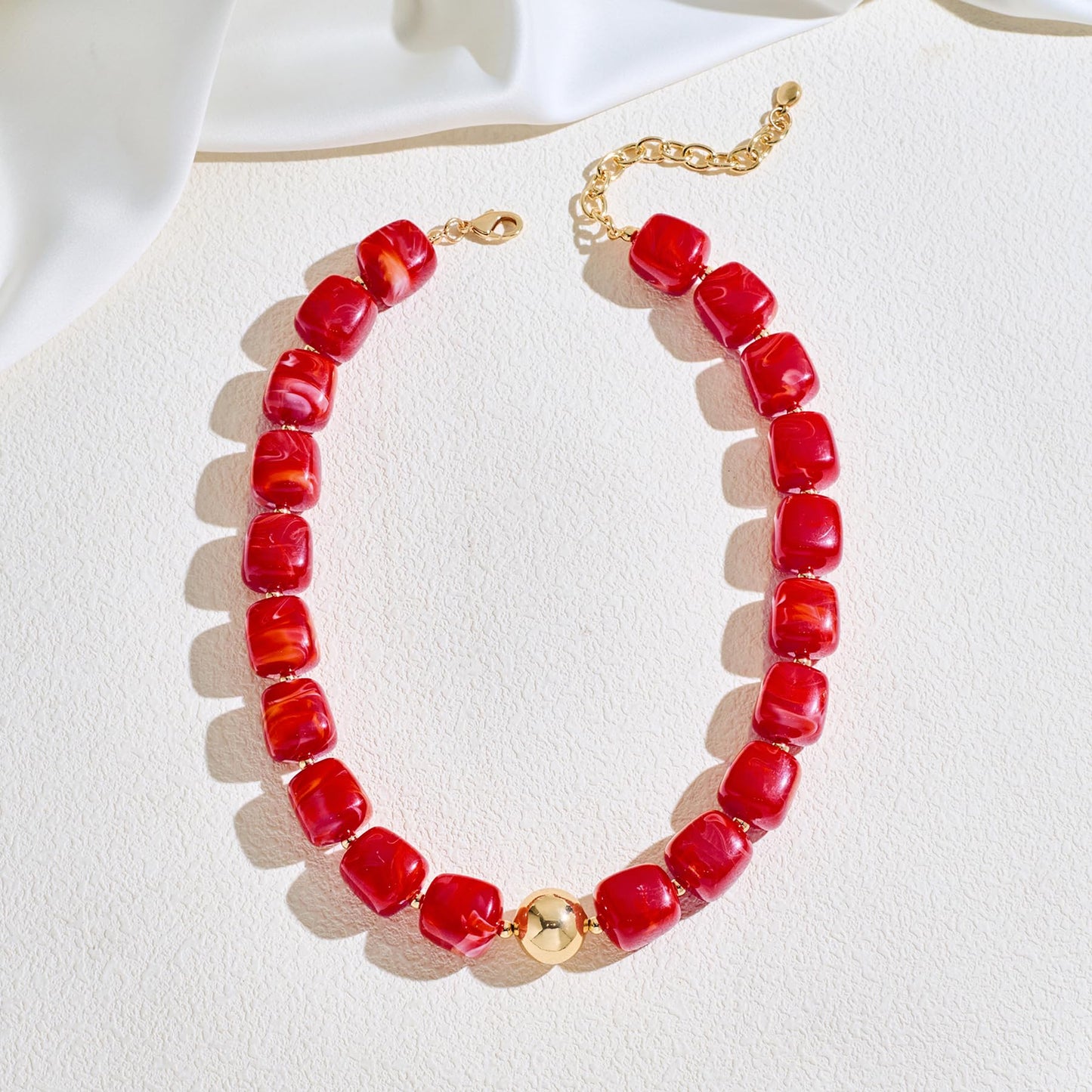 WOWORAMA Chunky Beaded Choker Necklace for Women Deep Red Large Square Resin Beads Necklace Trendy Statement Chunky Necklaces Holiday Party Jewelry