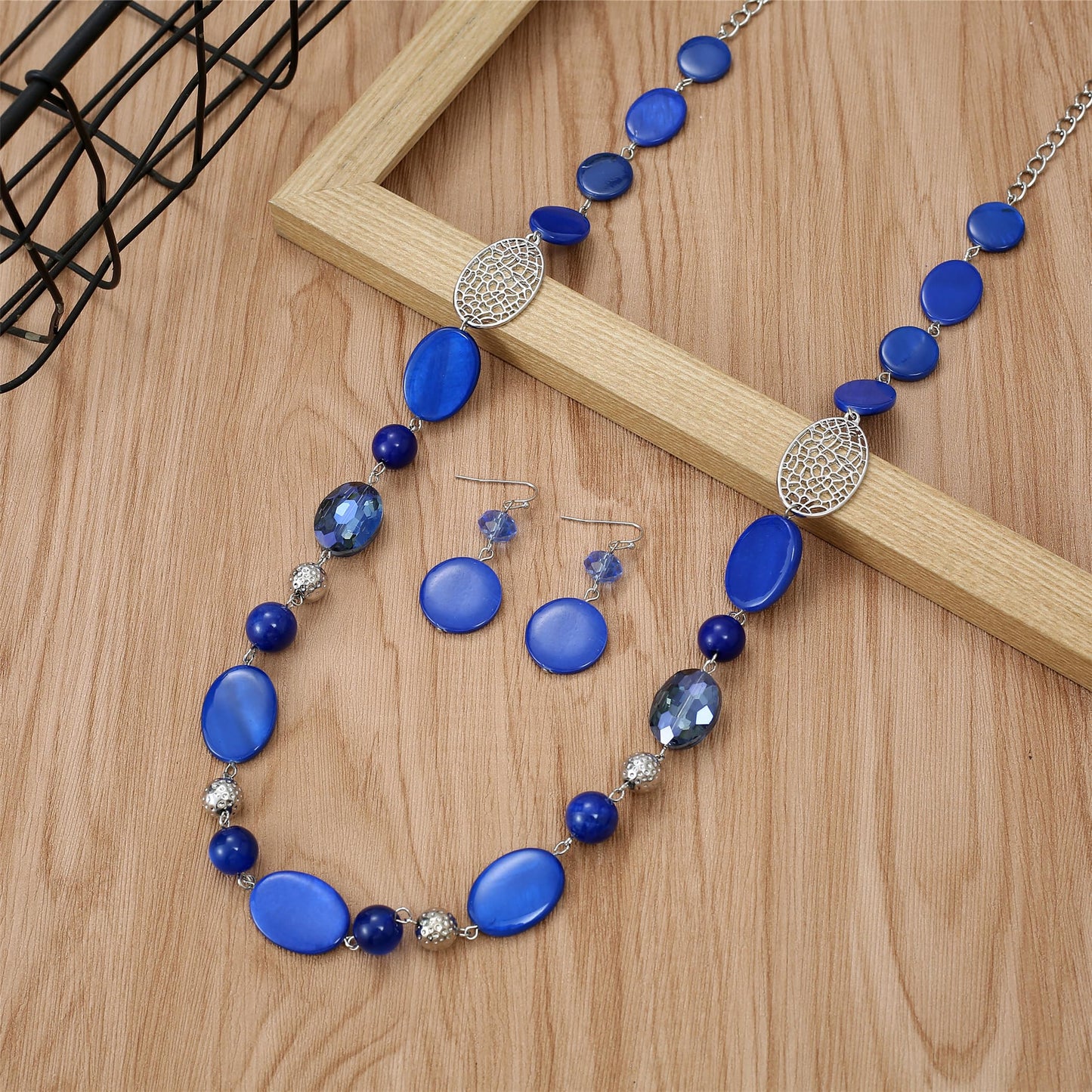 Aenu Beaded Long Necklace Set for Women Silver Gold Tone Sweater Chain Stone Crystal Beads Necklace Trendy Fashion Jewelry for Holiday Gifts (Blue)