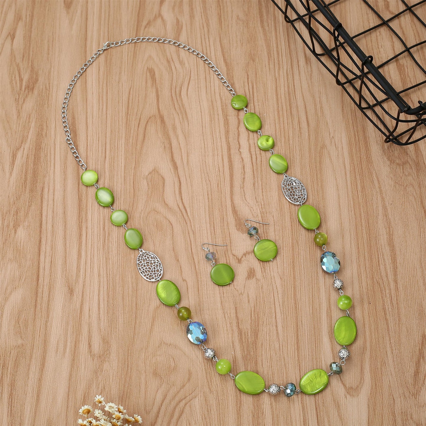 Aenu Beaded Long Necklace Set for Women Silver Gold Tone Sweater Chain Stone Crystal Beads Necklace Trendy Fashion Jewelry for Holiday Gifts (Green)