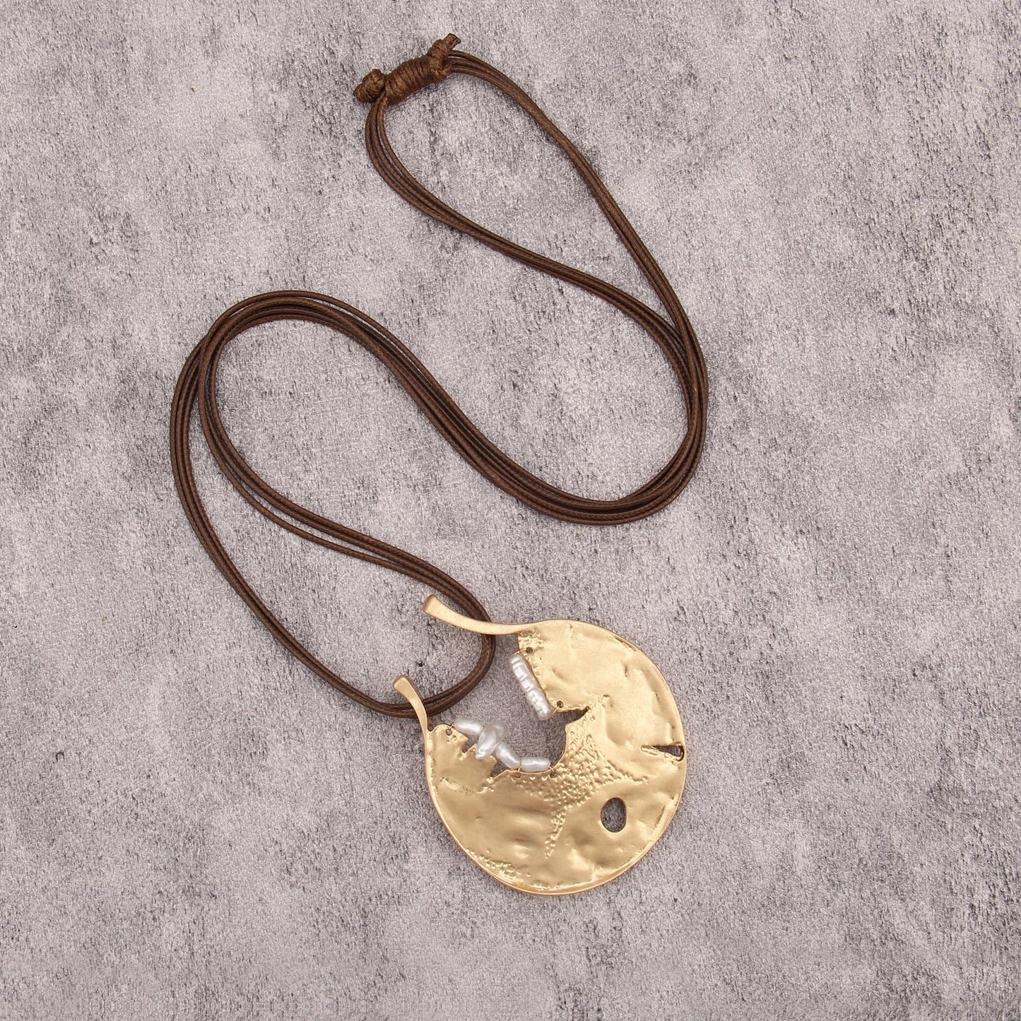 joymiao Boho Long Necklaces for Women Vintage Chunky Statement Necklace with Large Gold Circle Pendant and Pearl Long Boho Hippie Jewelry