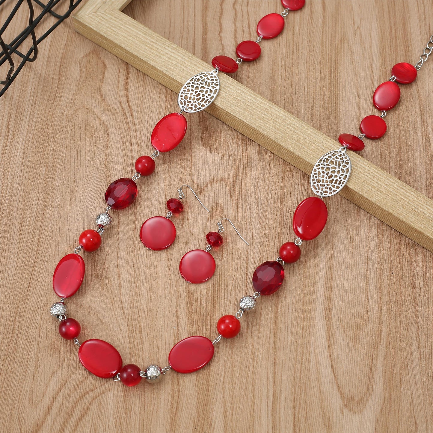 Aenu Beaded Long Necklace Set for Women Silver Gold Tone Sweater Chain Stone Crystal Beads Necklace Trendy Fashion Jewelry for Holiday Gifts (Red)