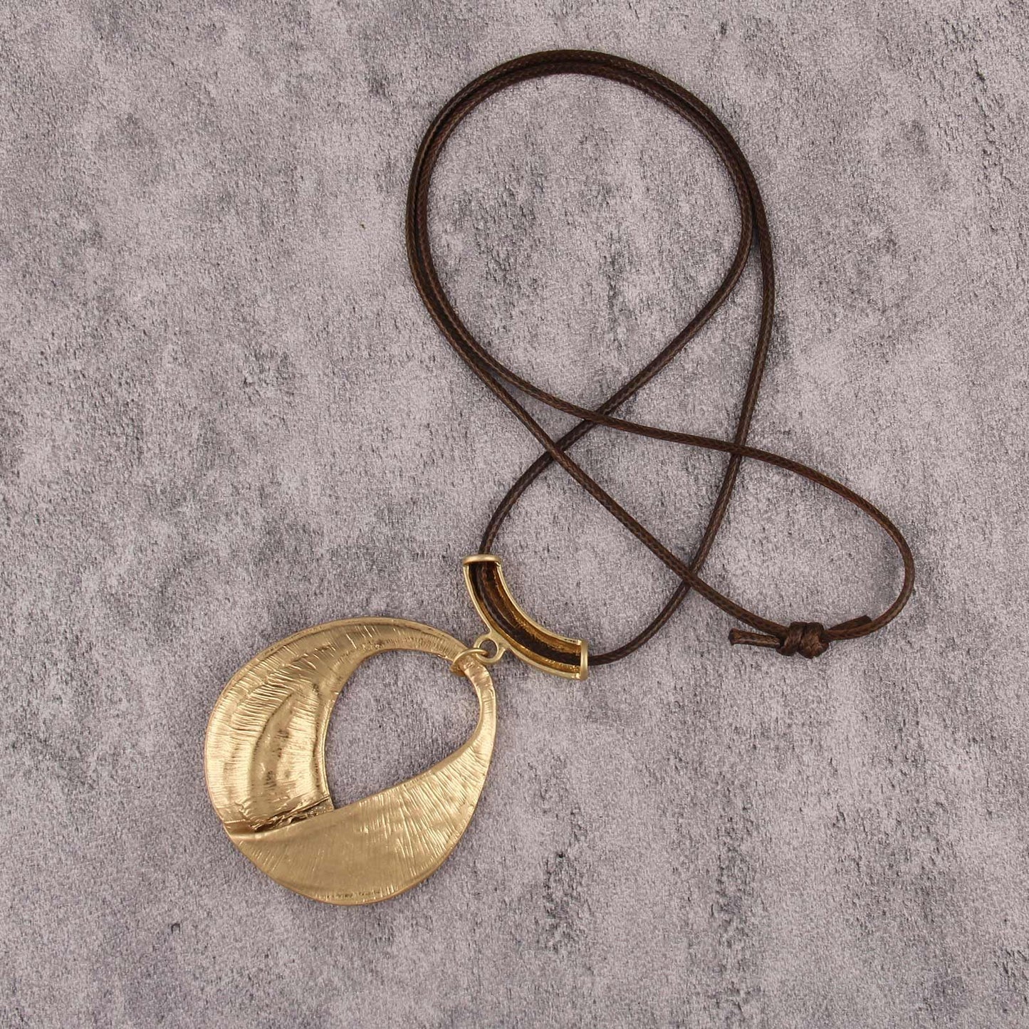 joymiao Boho Pendant Necklace for Women Vintage Long Chunky Bohemian Necklace with Large Gold Pendant Hippie Choker Necklaces