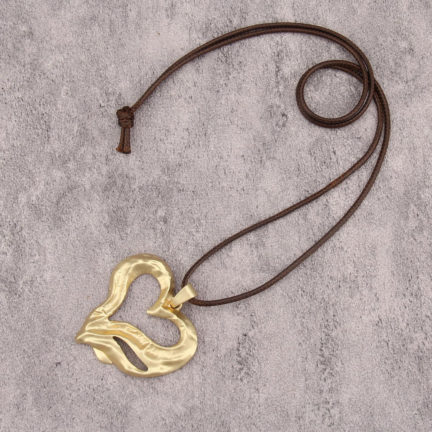 joymiao Bohemian Necklace for Women Long Boho Pendant Necklace with Large Gold Irregular Heart Vintage Hippie Statement Necklaces