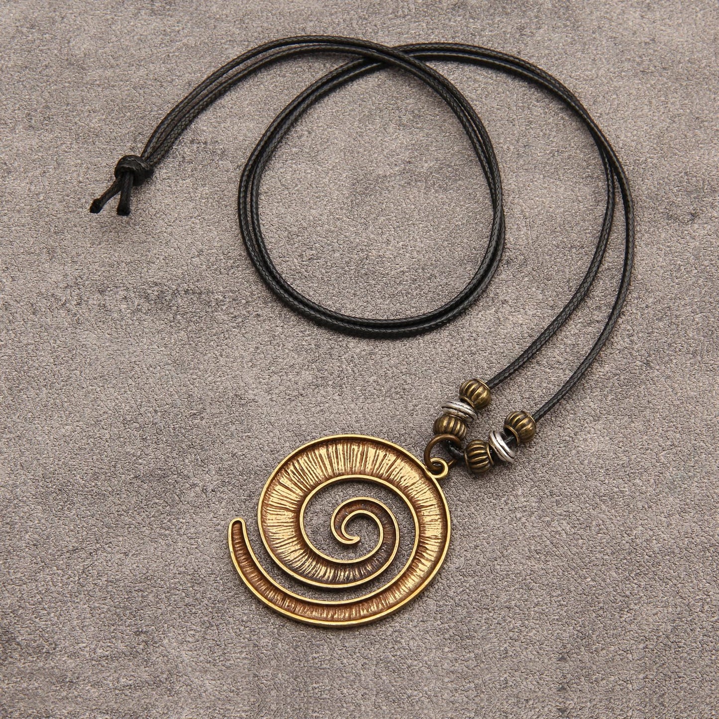 joymiao Bohemian Necklaces for Women Handmade Leather Necklace Long Boho Pendant Hippie Choker Necklace for Women Boho Style Jewelry