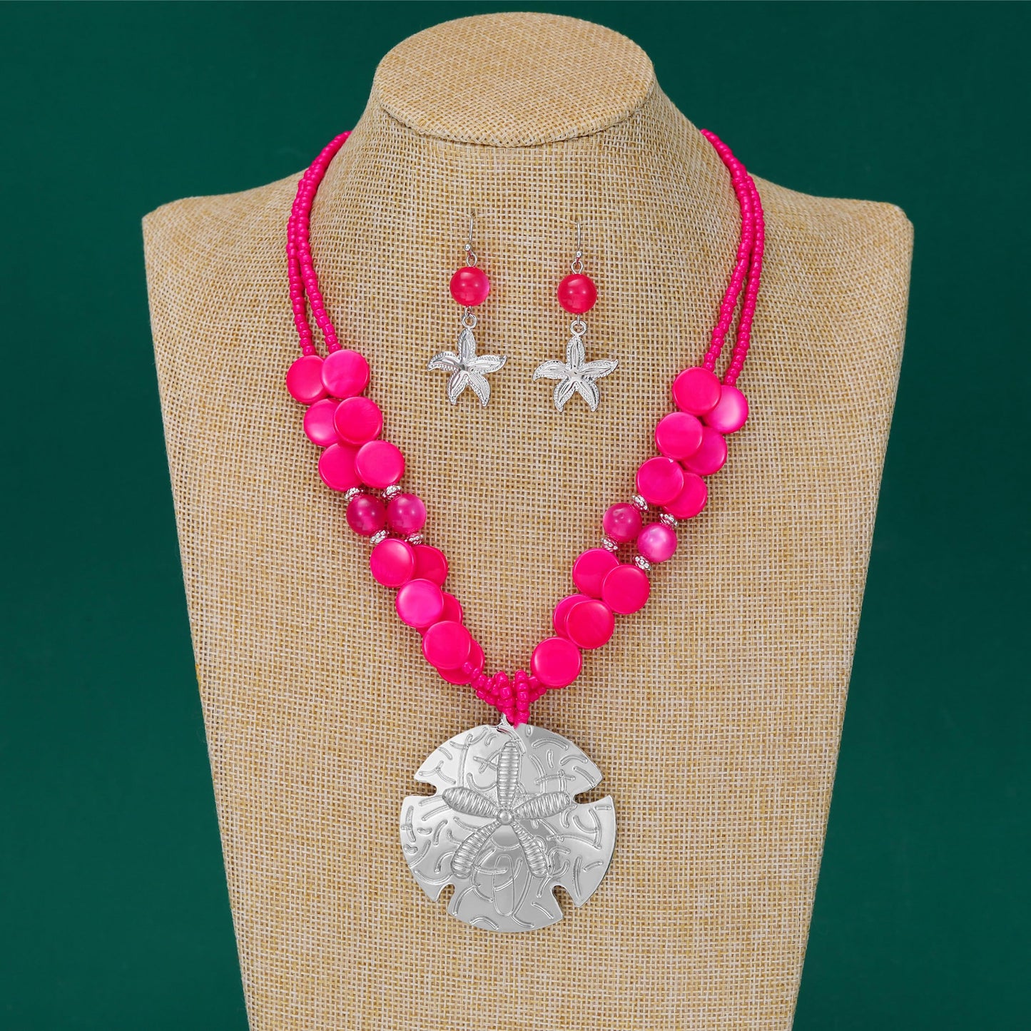 Perla Boho Starfish Necklace for Women, Chunky Layered Shell Beads Choker Necklace and Earrings Set, Ocean-Themed Summer Beach Jewelry (Fuchsia pink)
